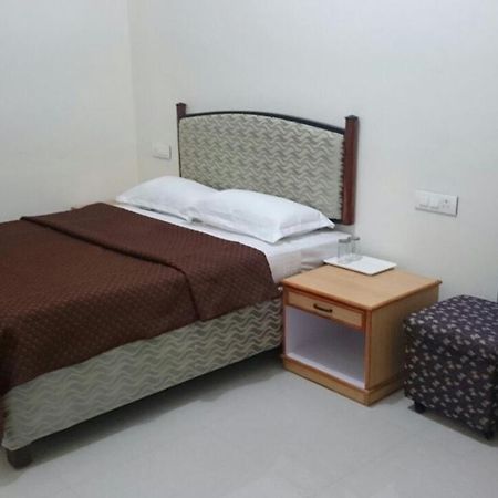 Ooty Blue Mountain Villa Thalayathimund ภายนอก รูปภาพ